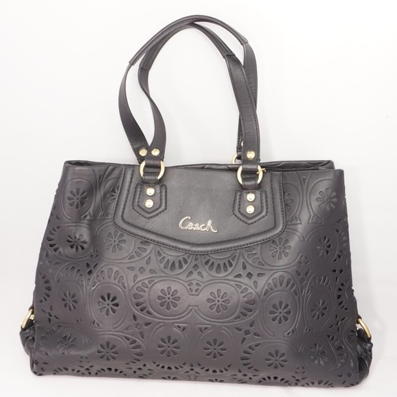 coach large leather tote